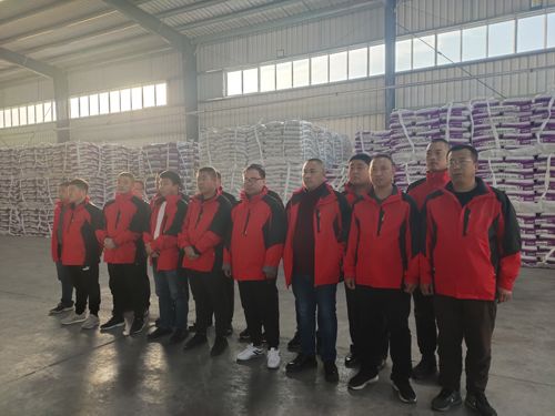 �I(y��ng)�N��Ӣ���^��Ʒ���˽�a(ch��n)Ʒ�Y(ji��)��(g��u)